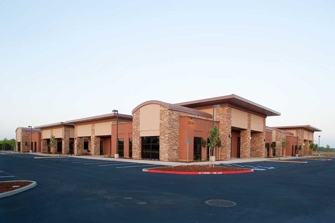 CENTERPOINTE AT LAGUNA: 2236 Longport Ct, Elk Grove, CA 95758